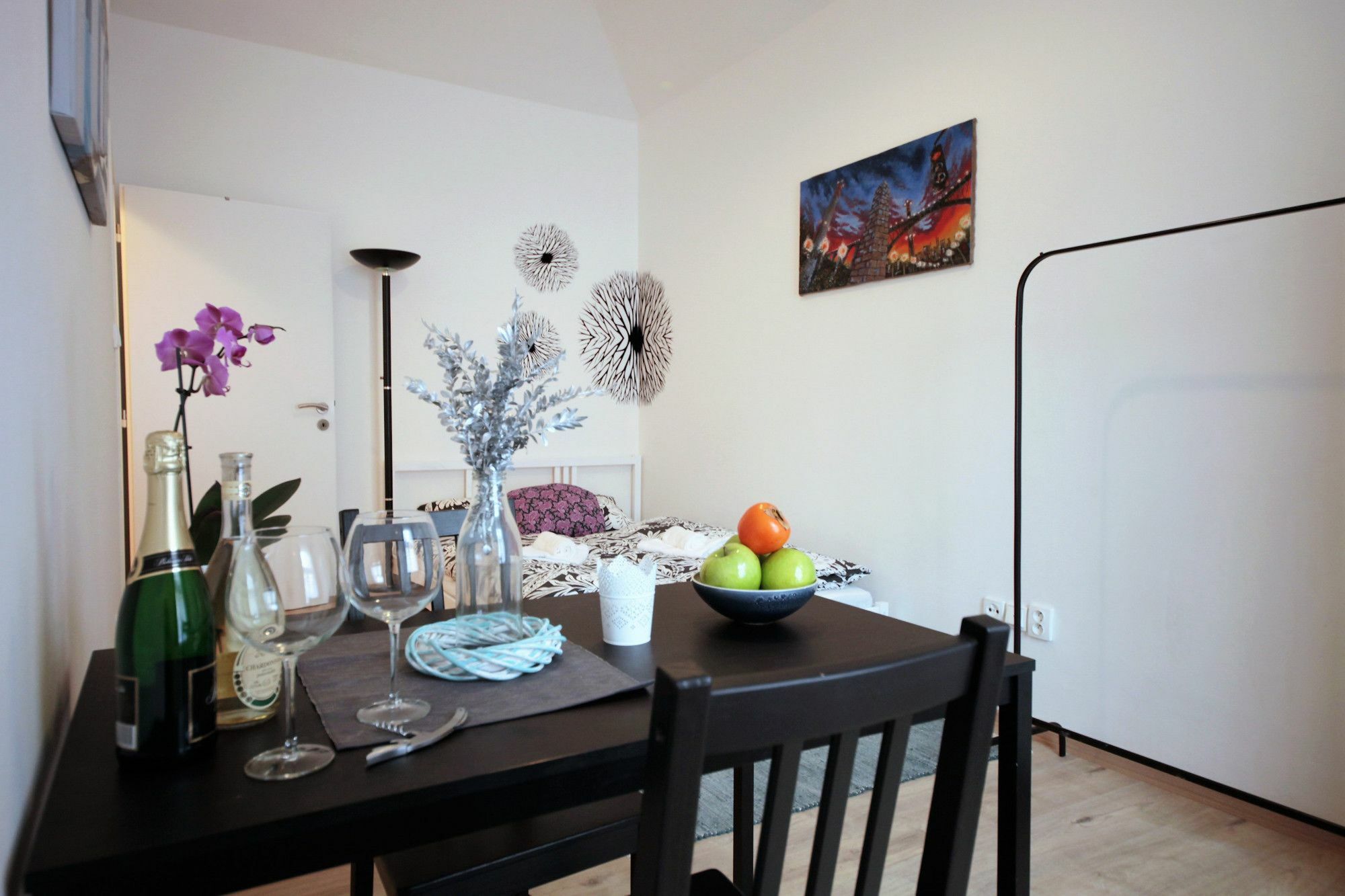 Residence Vita Nejedleho Прага Экстерьер фото