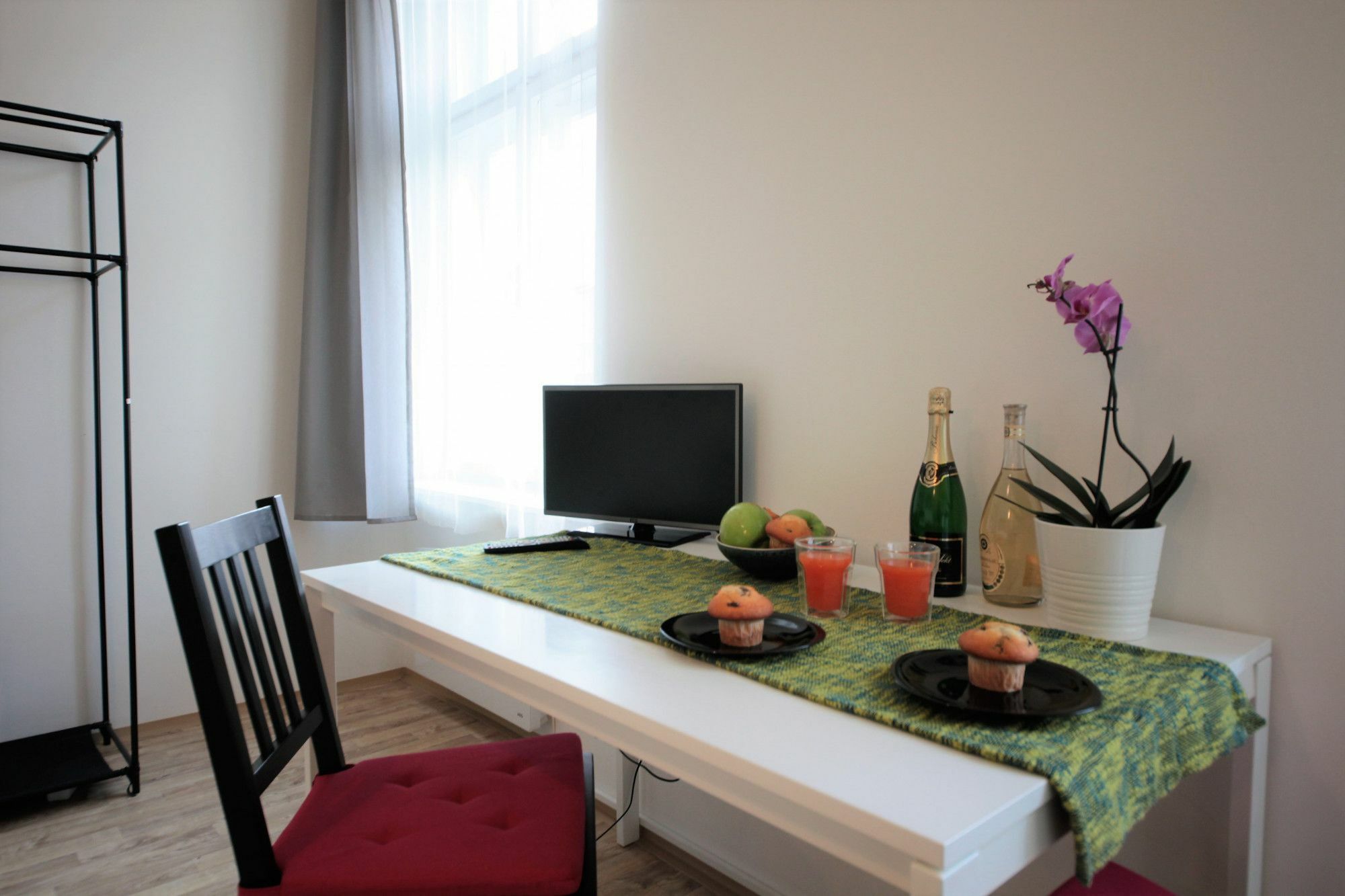 Residence Vita Nejedleho Прага Экстерьер фото
