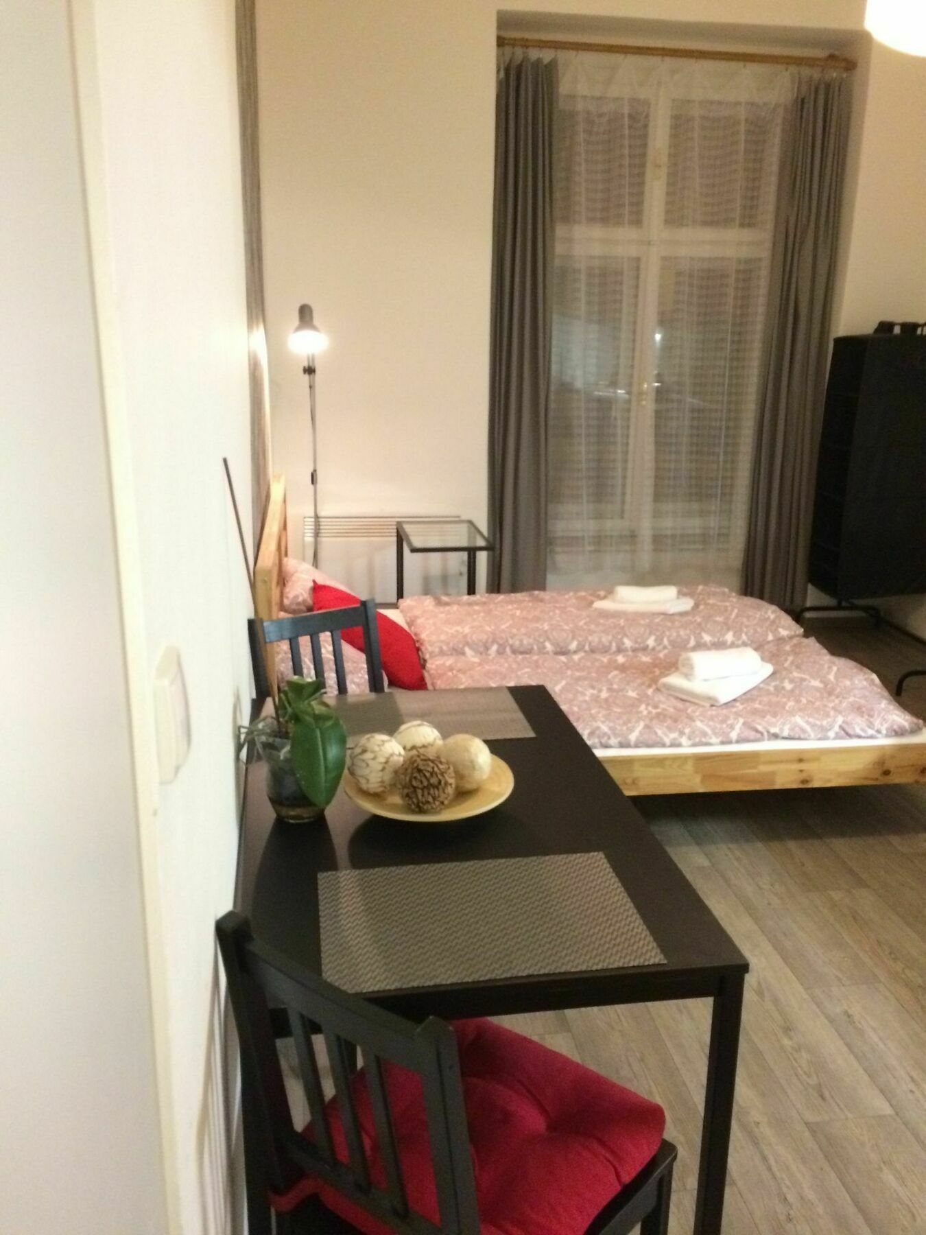 Residence Vita Nejedleho Прага Экстерьер фото